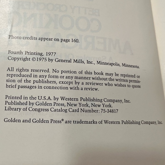 Vintage 1977 Betty Crocker Cooking American Style Cookbook - Picture 4 of 9
